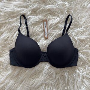 Skims Fits Everybody T-shirt Bra Onyx Size 34C